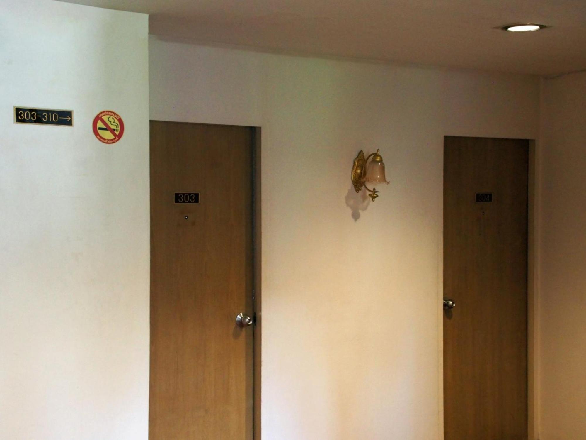 Wish Inn Chidlom Bkk - วิช อินน์ ชิดลม X Makkaszan Kültér fotó