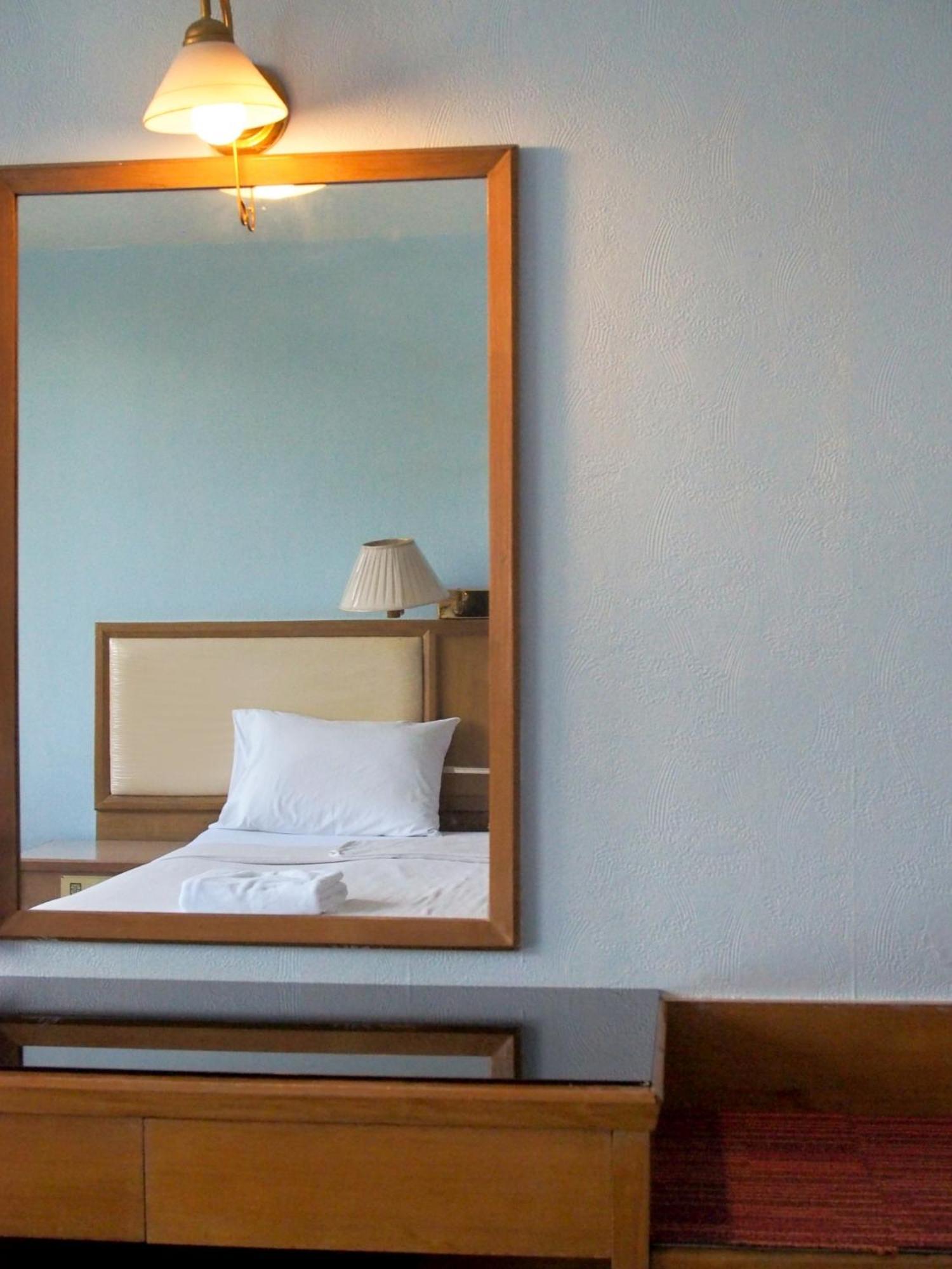 Wish Inn Chidlom Bkk - วิช อินน์ ชิดลม X Makkaszan Kültér fotó
